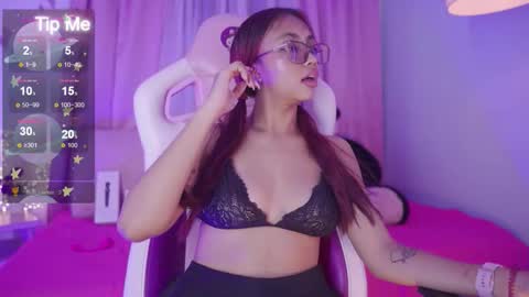 nahomy 2308 online show from March 12, 2:42 pm