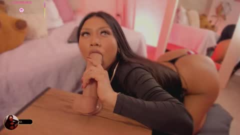 INSTAGRAM  m2221     online show from February 28, 10:14 am