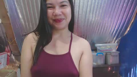 Snapshot of nami0784 chatting on December 21, 3:25 am IamYourSafeHaven online show from December 21, 3:25 am