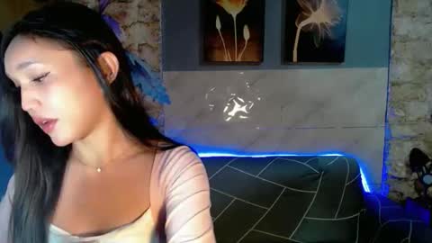 Nami online show from April 3, 7:12 pm