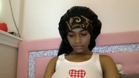 nanaonn online show from April 21, 6:59 pm