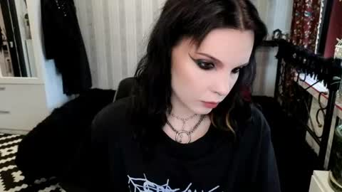 Nancy online show from June 24, 2:16 pm