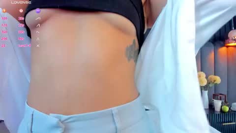 Nanda online show from March 13, 9:05 pm