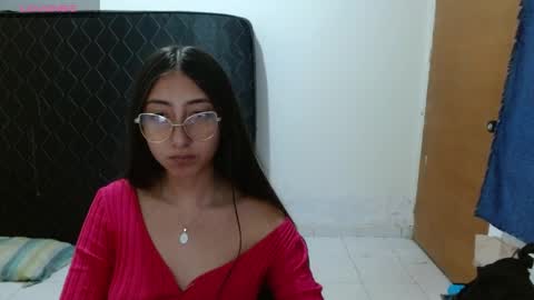 nanylux online show from May 8, 5:00 am