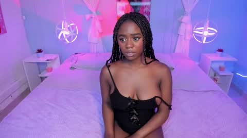 Naomi online show from February 27, 8:41 pm