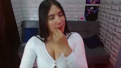 naomi_d online show from December 23, 7:41 pm