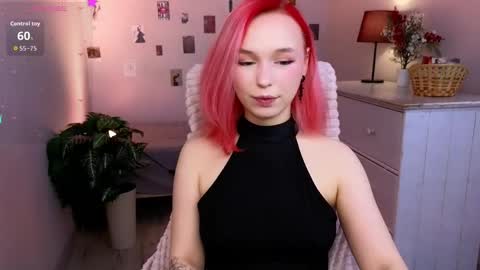 Naomi online show from April 8, 8:55 pm