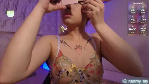 Naomy  online show from January 9, 2:49 am