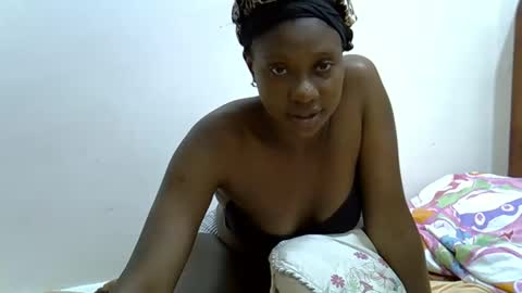 Lolly online show from April 16, 8:19 pm