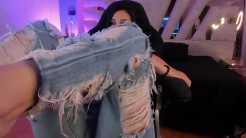 Natacha  online show from April 27, 11:40 am