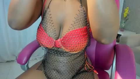 NATALI KIDMAN online show from June 1, 12:40 pm