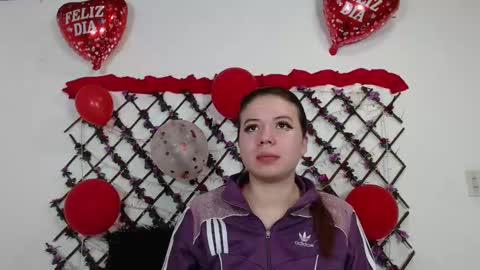 Natalia Walker online show from February 20, 1:01 pm