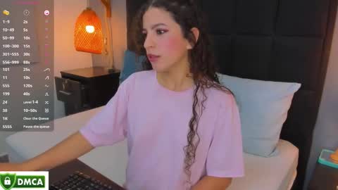 N A T A L I E online show from March 18, 12:32 pm