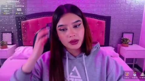 natalie  online show from November 27, 3:31 am