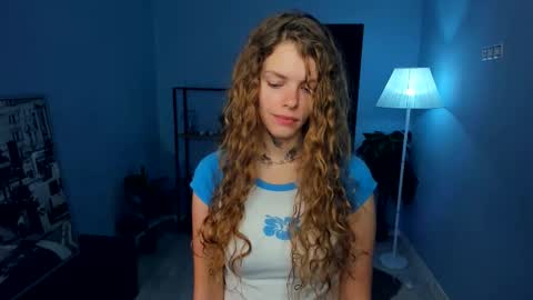 Natalie online show from October 28, 5:35 am