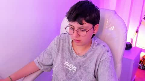 nathalyy_ds online show from March 25, 8:45 pm