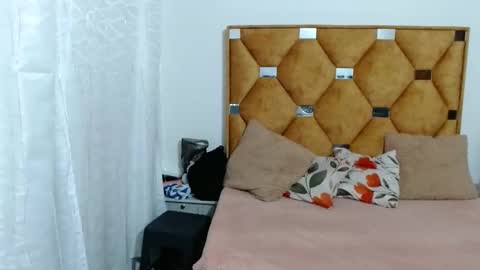 nathy_voyeur online show from March 22, 1:55 am