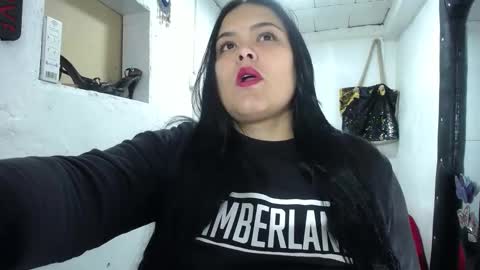Snapshot of nattasha_foxx chatting on October 17, 2:04 am natalia online show from October 17, 2:04 am