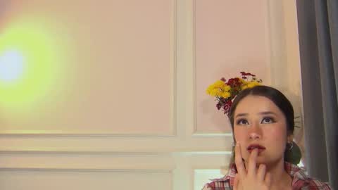 Snapshot of natysnow chatting on September 17, 1:25 am IG nattichips online show from September 17, 1:25 am