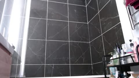 Chris Carrie online show from November 17, 4:02 am