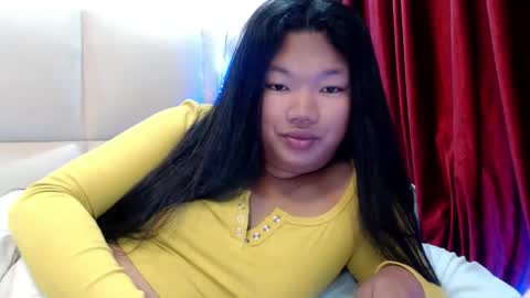 Snapshot of naughty_kate18 chatting on October 18, 5:15 pm KATE online show from October 18, 5:15 pm