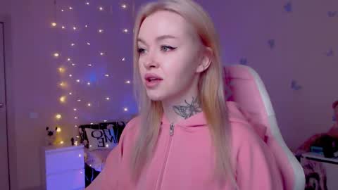 Mable online show from April 2, 1:14 am