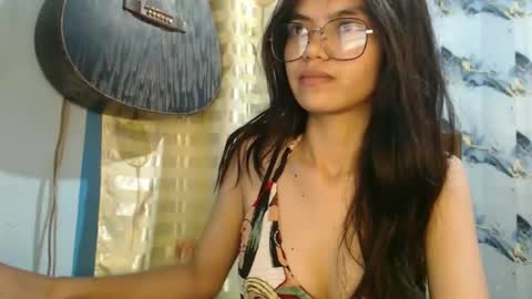 naughtyasian_honey online show from October 26, 10:00 am