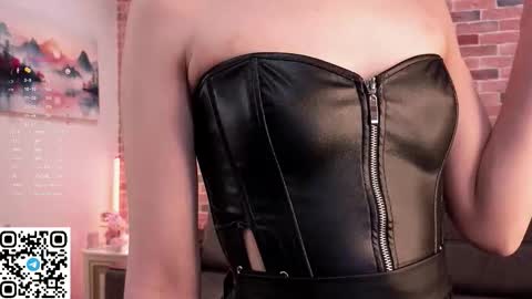 Lina online show from February 10, 4:32 pm