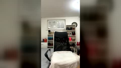 naughtysabine1 online show from July 14, 10:21 am