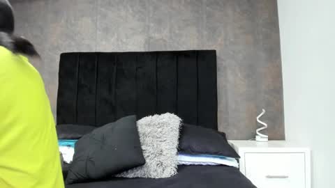 Naxa  Lexi online show from February 25, 11:54 am