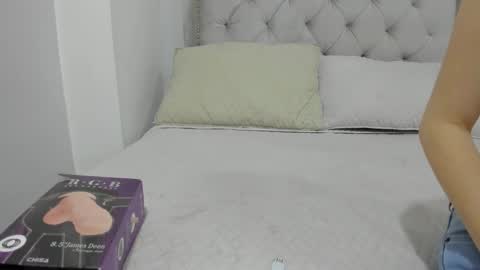 Naxa  Lexi online show from December 29, 3:03 pm