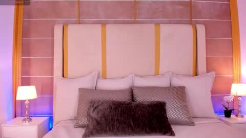    online show from November 17, 12:50 pm