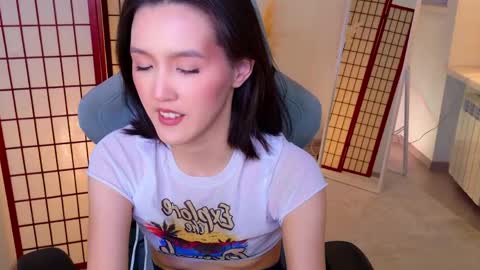 Neko online show from April 25, 2:03 pm