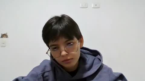 neko_cute online show from February 6, 9:18 pm