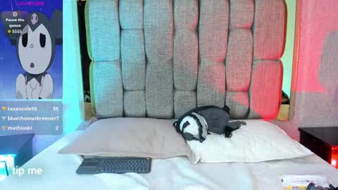 Snapshot of nemesis_castel chatting on October 4, 8:02 pm Nemesis online show from October 4, 8:02 pm