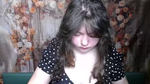 NeonilaLisova online show from February 5, 6:05 am