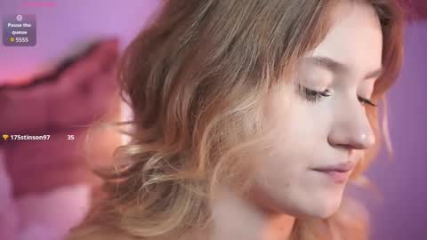 Nerissa online show from October 24, 8:49 pm