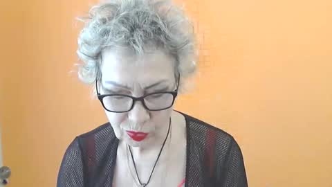 NessyJenixs online show from March 8, 8:18 am