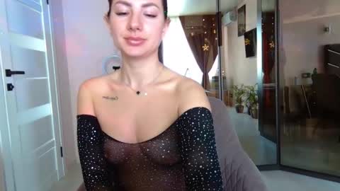 Nessy online show from April 21, 6:09 am