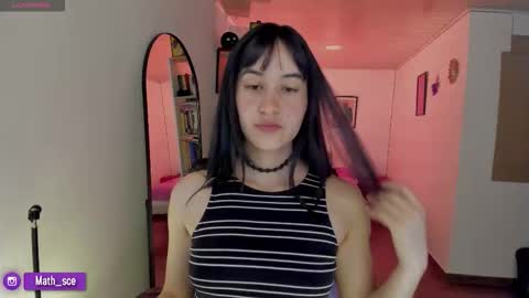 Nia online show from March 22, 9:32 pm