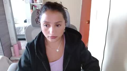 Dani online show from August 3, 7:41 pm