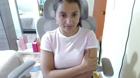 Dani online show from July 23, 9:45 pm