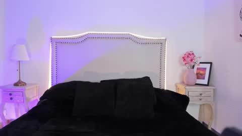 Nia Malkova online show from March 27, 11:44 am