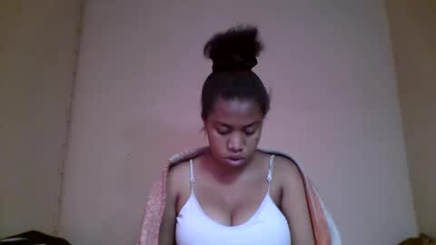 nicelly01 online show from May 27, 5:04 am