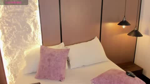 Nicky  online show from November 12, 2:42 am