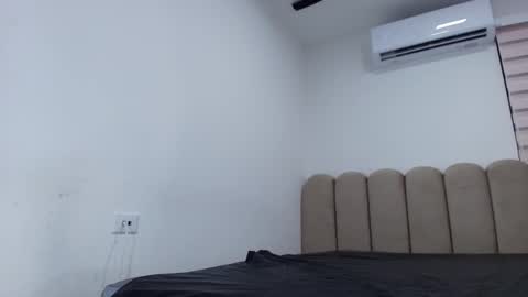 Nicol online show from March 3, 3:01 am