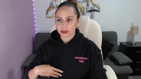 nicole Storm online show from February 16, 1:16 am