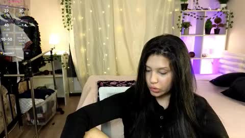 My name is Nicole. I m completely new here online show from November 3, 10:52 am