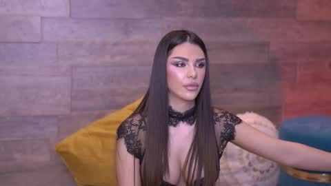 Nicole online show from January 7, 7:56 am