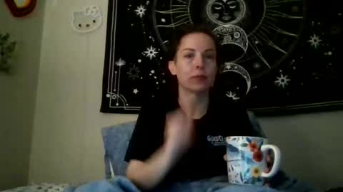 Nicole online show from February 7, 11:14 am